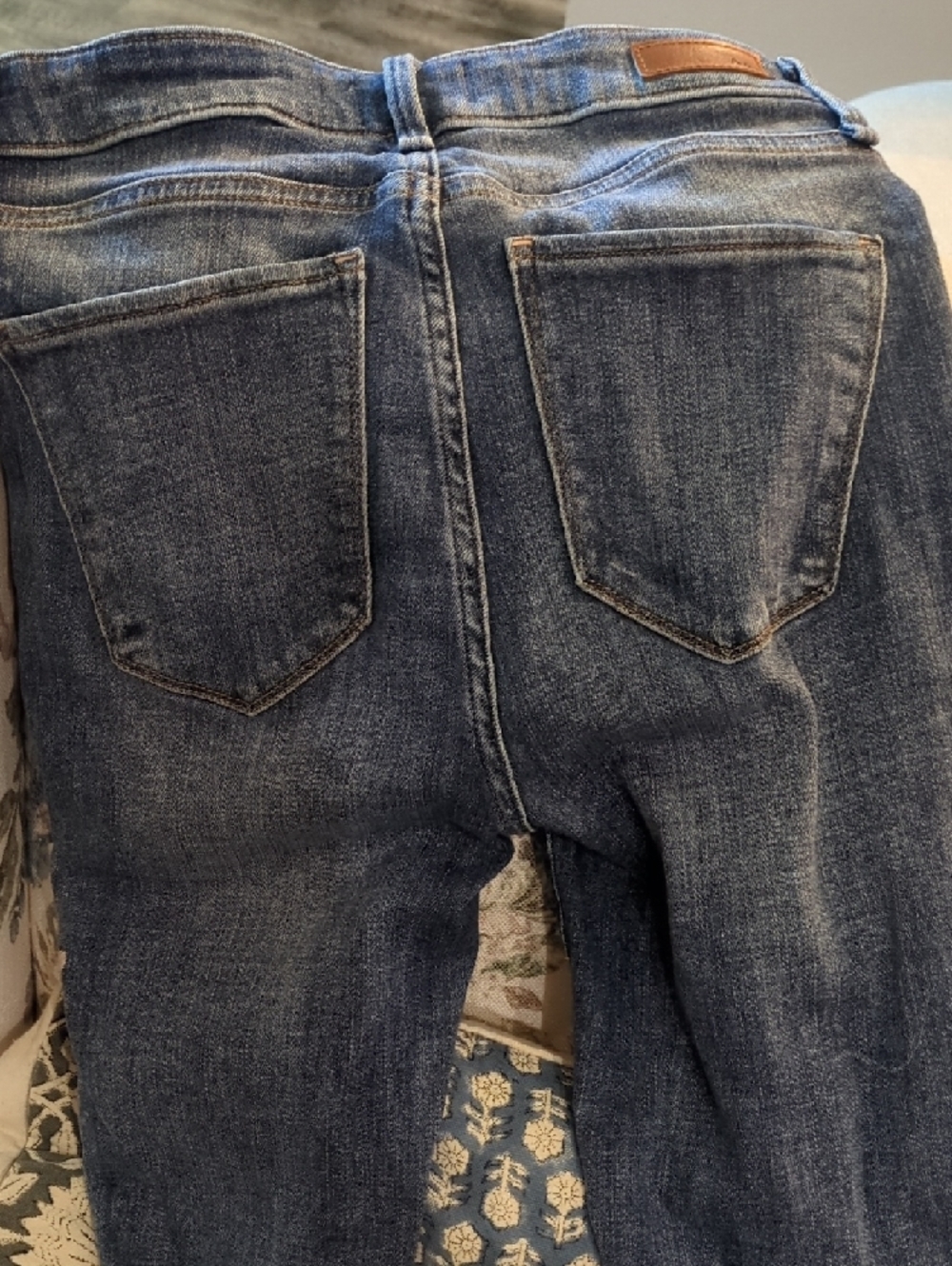 Abercrombie & Fitch Blue Straight-Leg Jeans with Floral Embroidery - Picture 3 of 4